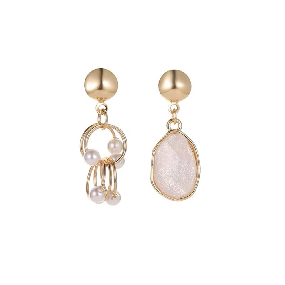 Final sale ‼️ Hand made New two different earrings - Picture 2 of 4